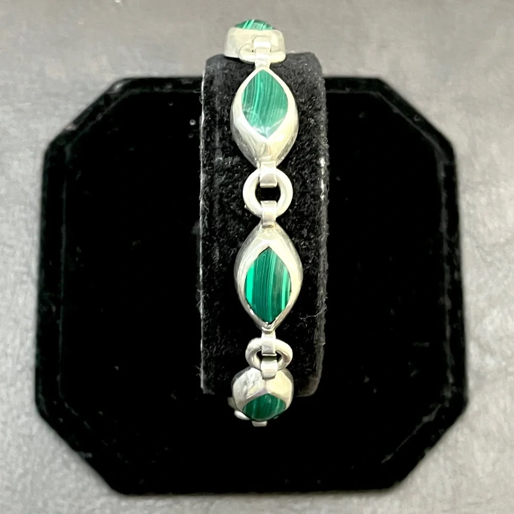 Vintage sterling silver Mexican malachite bracelet Artist signed